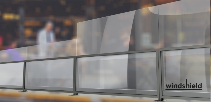 Brise vent motorisé