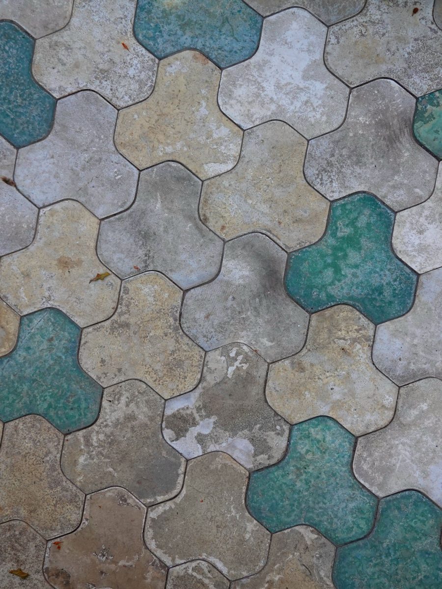 Pourquoi ta tache sur carrelage ne part jamais ?