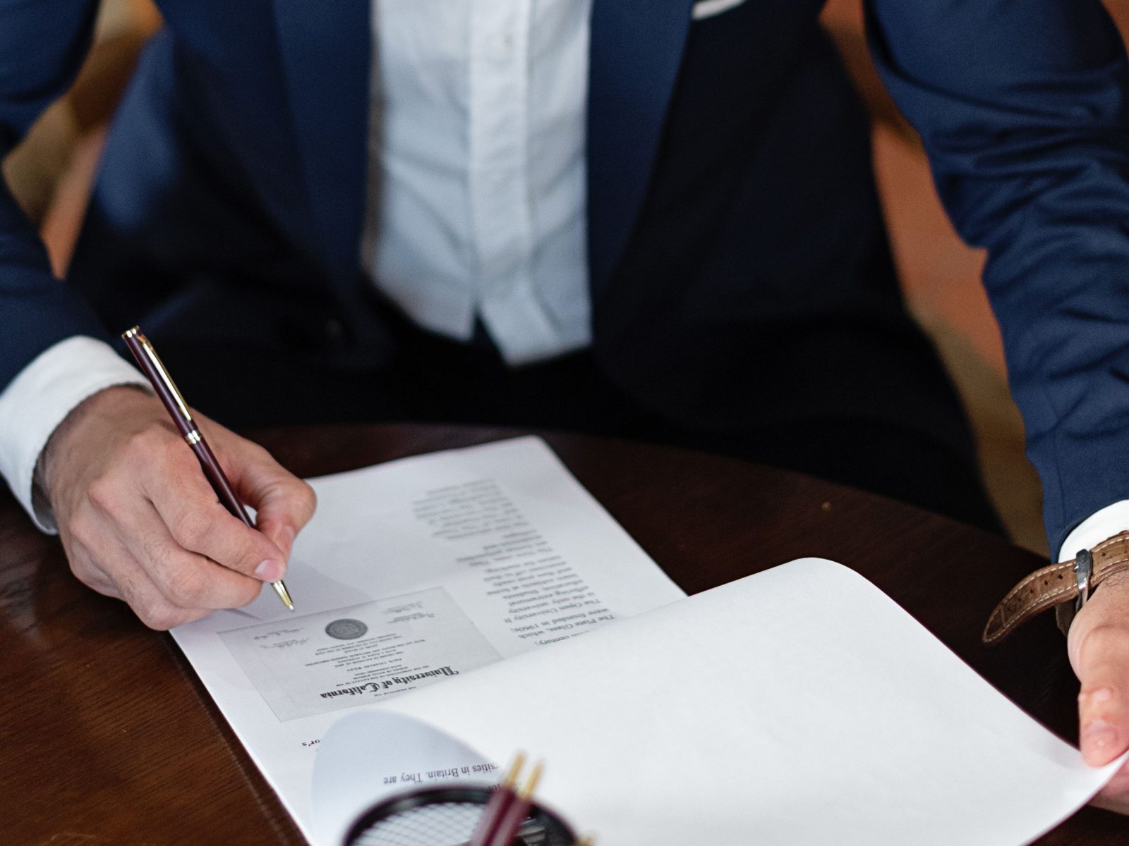 Signature chez le notaire : combien de temps ça prend vraiment ?