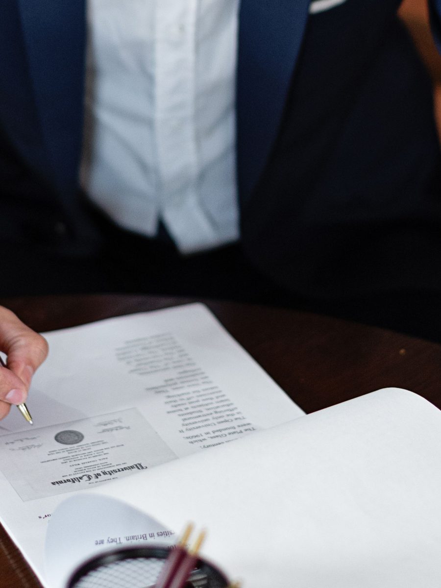 Signature chez le notaire : combien de temps ça prend vraiment ?